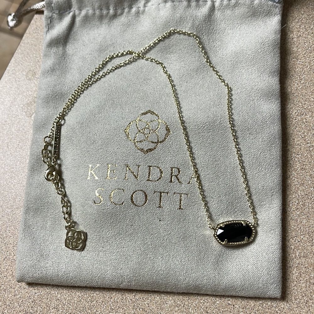 KENDRA Scott Elisa Pendant Necklace Black Stone Gold Necklace - Picture 5 of 9